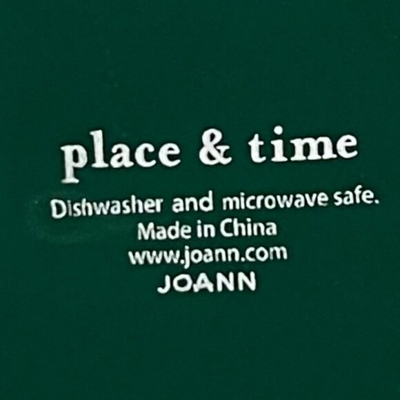 Place & Time ‘TIS THE SEASON TO BE JOLLY Dark Green Ceramic Christmas Mug - Picture 7 of 7